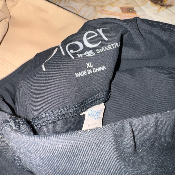 Piper full seat riding tights ( listing is for all 3 pairs) - Picture 2 of 5